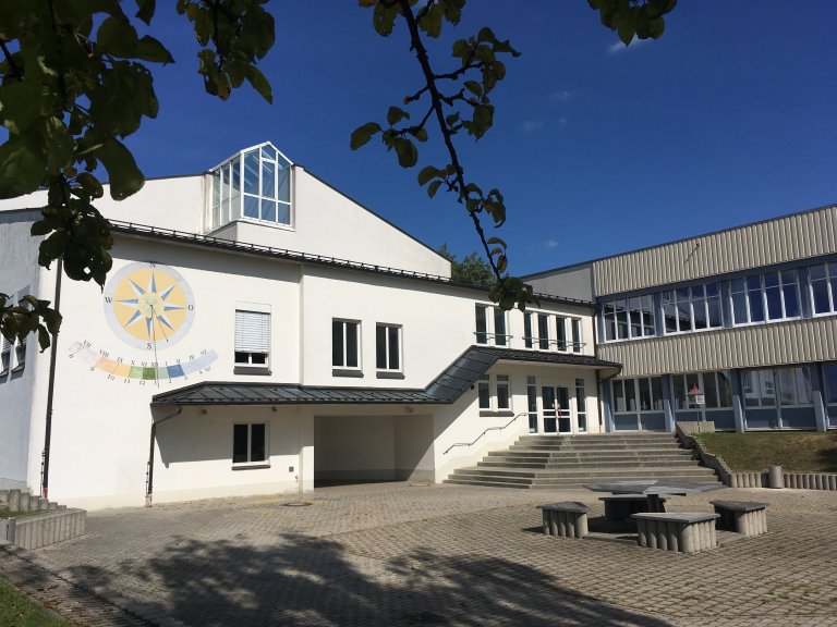 Pausenhof der Grund- und Mittelschule Gerzen